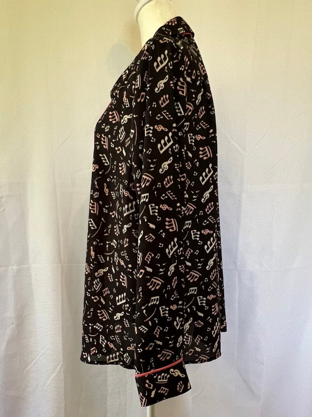 ModCloth Jazz Music Note Women's Blouse w/Tie - Picture 5 of 16